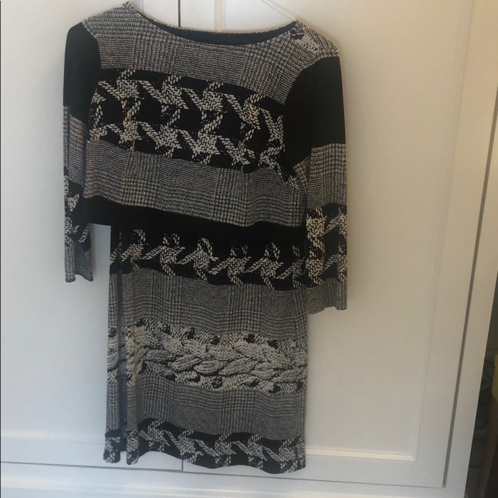 Donna Morgan black & grey patterned dress